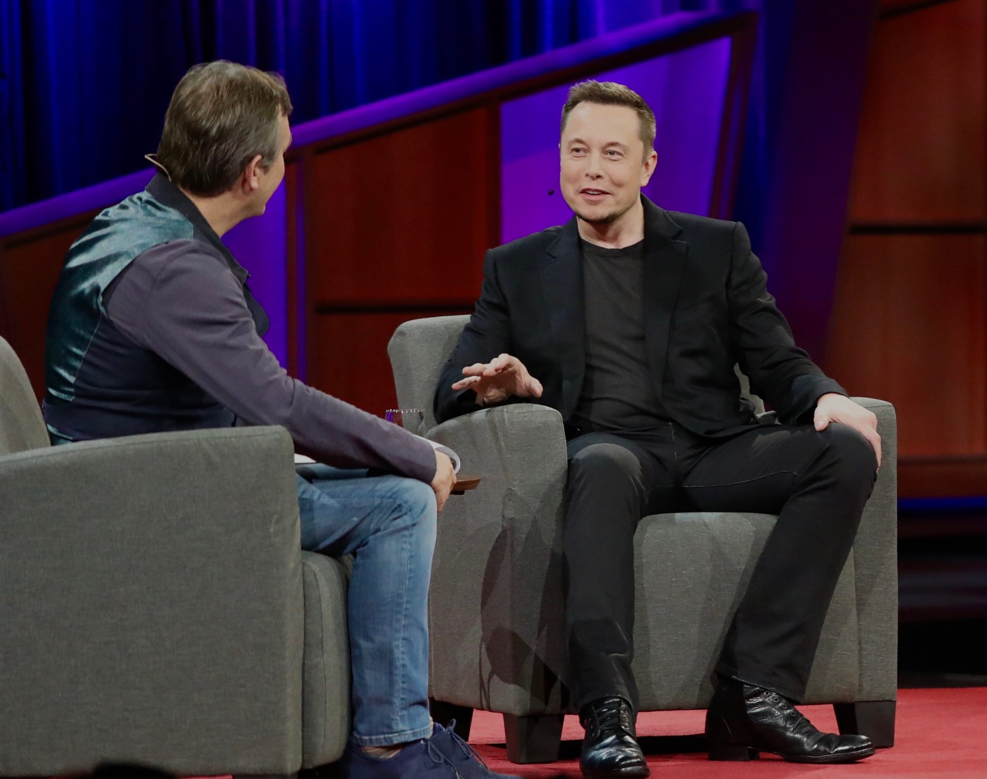 Elon Musk no TED em 2017 (Steve Jurvetson)