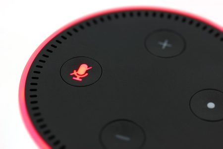 Alexa integra Angi, Expedia, Square e Yelp: a voz do serviço Alexa voice assistant services