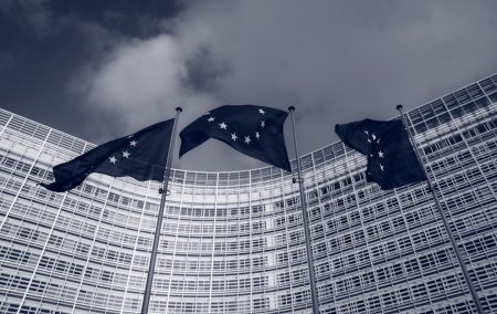 DAC8 acende debate sobre privacidade na comunidade cripto crypto privacy data regulation europe