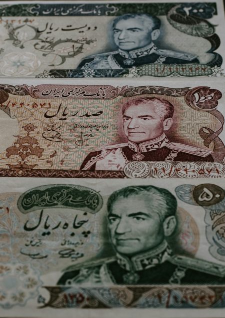 Criptomoedas no Irã: $8 bilhões e a sombra da Guarda Revolucionária iran crypto currency protest