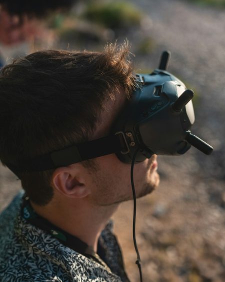 Meta recorta personal en Reality Labs: ¿Fin del sueño metaverso? Meta Reality Labs VR headset