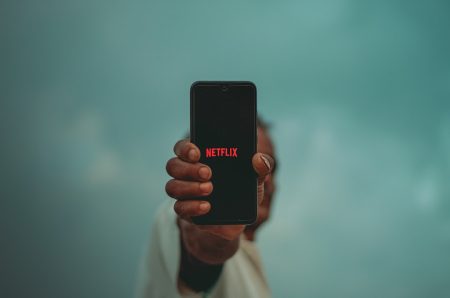 Netflix brings interactive voting to Star Search netflix star search voting