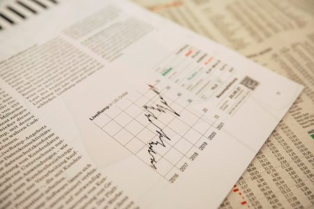Polymarket y Dow Jones: datos de predicción para WSJ y Barron’s prediction market finance news