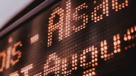 Kalshi CEO backs bill to ban insider trading on prediction markets prediction markets regulation