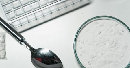 Cientistas da USF Health encontram caminho para opioides mais seguros safer opioids research